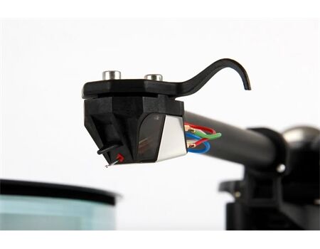 Rega ND5 MM-Tonabnehmer Schwarz Lifestylebild