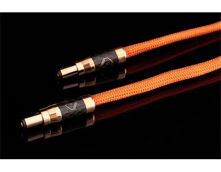 Silent Angel Bastei DC Strom-Kabel 12V Kupfer 1,5m Light Orange Nahansicht