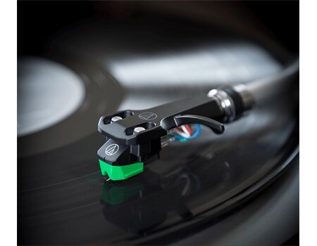 Audio-Technica AT-VM95E Stereo Tonabnehmer (elliptisch)