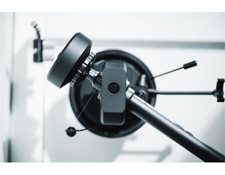 Pro-Ject XA B True Balanced-Plattenspieler