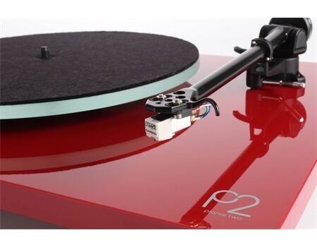 Rega Planar 2 + Tonarm RB220 + TA-Carbon
