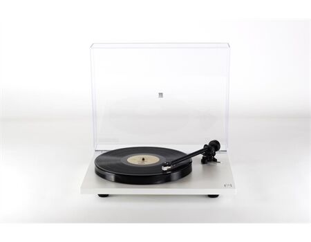 Rega Planar 1 + Tonarm RB110 + TA-Carbon