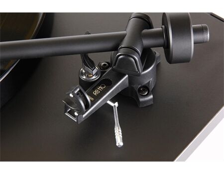 Rega Planar 1 + Tonarm RB110 + TA-Carbon